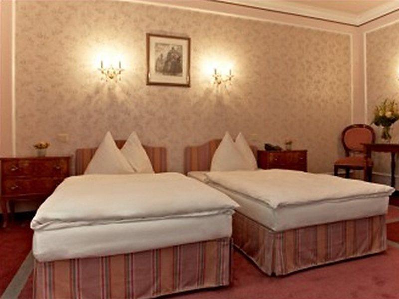 Henri Hotel Wien Siebterbezirk ภายนอก รูปภาพ